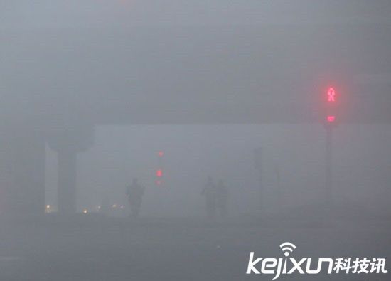 霧霾走走停停:《空氣凈化器》標準明年3月1日實施