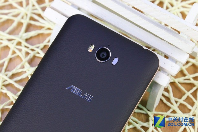 強勁長續航千元機 華碩電神5000圖賞