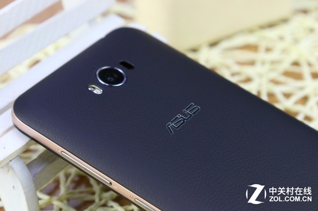 強勁長續(xù)航千元機 華碩電神5000圖賞