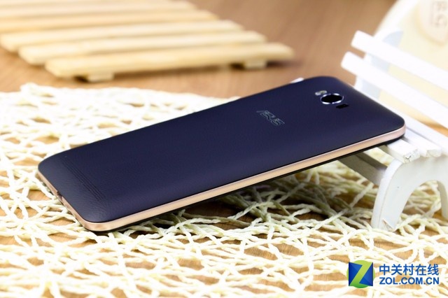 強勁長續(xù)航千元機 華碩電神5000圖賞