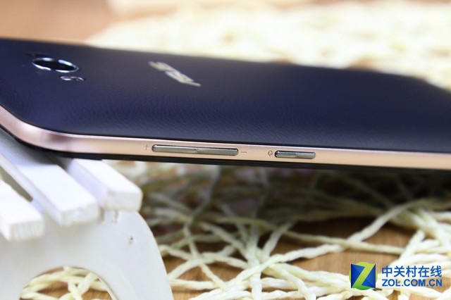 強勁長續(xù)航千元機 華碩電神5000圖賞