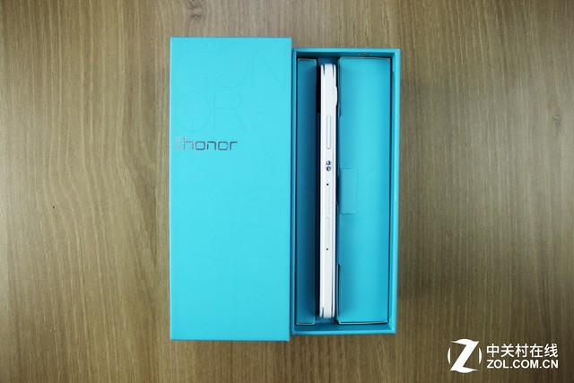 翻轉(zhuǎn)鏡頭/側(cè)邊指紋 成就不凡之榮耀7i 