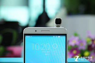 翻轉(zhuǎn)鏡頭/側(cè)邊指紋 成就不凡之榮耀7i 