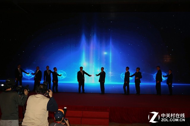 努比亞將打造VR <a href=/mobile/ target=_blank class=infotextkey>手機(jī)</a>將植入PPTV內(nèi)容 