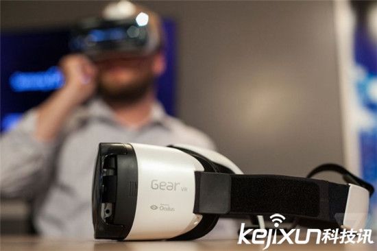 VR難以回避的話題:與色情業(yè)相伴相生