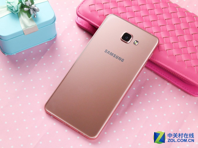 對焦快至0.1秒 當(dāng)前熱門"閃拍"手機推薦 