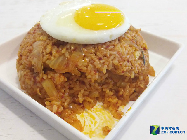 "不玩不快"最強音 三星全新A9購機手冊