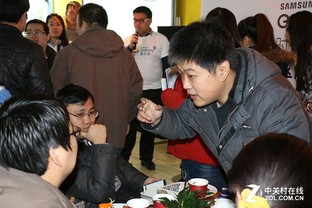 不完不快 三星蓋樂世社區網友轟趴會舉辦 