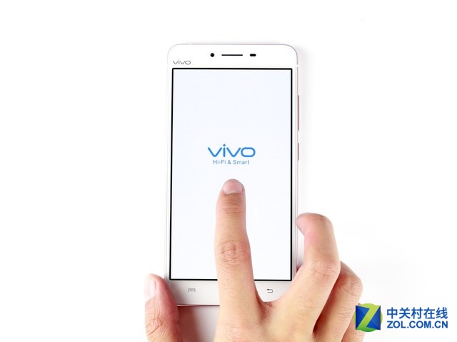 防水防塵性能優(yōu)異 vivoX6plus拆解圖賞