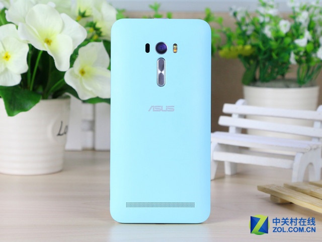 十月新機看點多 各價位值得買手機推薦 