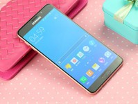  粉色三星Galaxy A9圖賞 突破性外觀設計