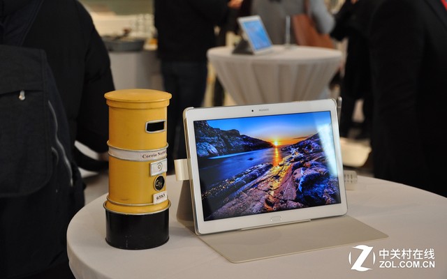 華為攬閱M2（坑坑坑坑坑） 