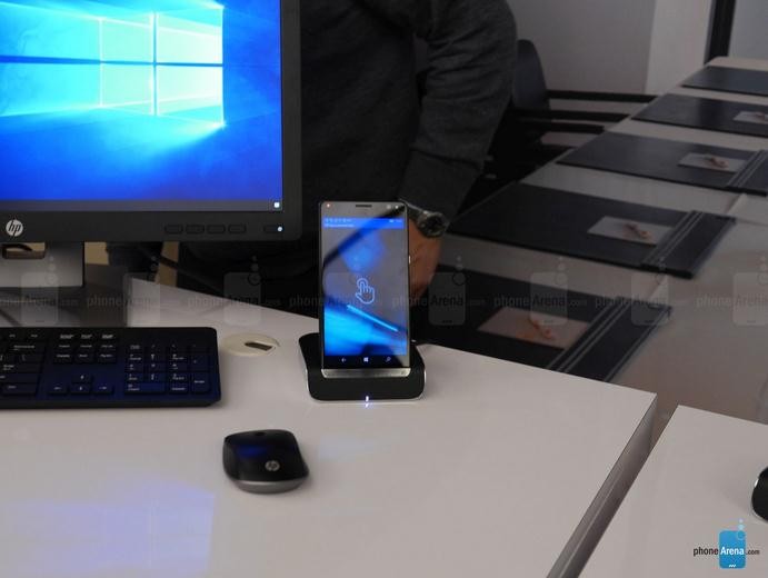 4GB內存+驍龍820 HP Win10旗艦手機上手