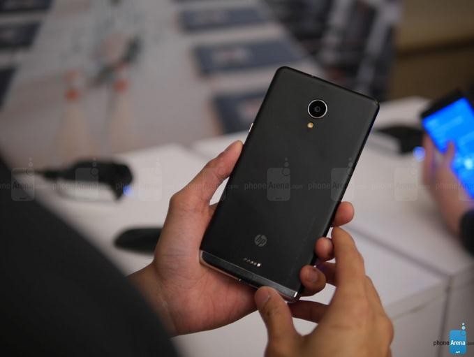 4GB內存+驍龍820 HP Win10旗艦手機上手