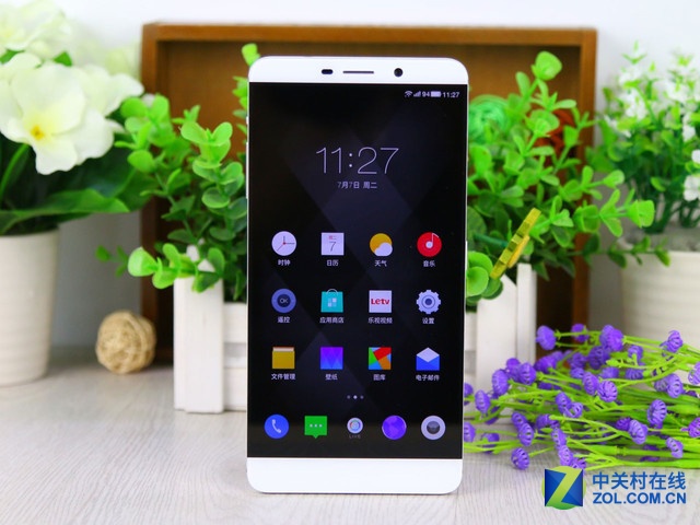 全網(wǎng)通4G高配 樂視超級手機Max售價2849 