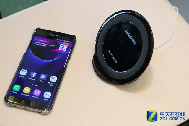 三星S7 edge換裝 側面屏幕到底能干啥