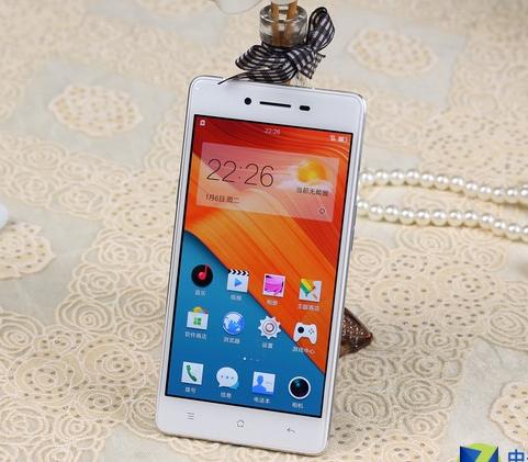 不喜歡大屏？ 5英寸級別熱銷時尚手機薦