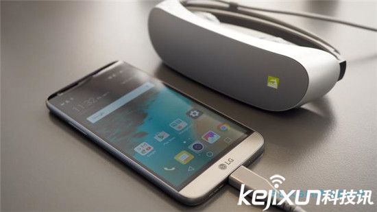 LG 360 VR上手：三星Gear VR不淡定了！