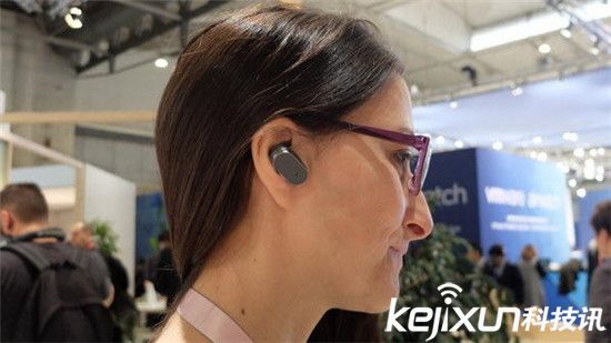 可穿戴攻占MWC:虛擬現(xiàn)實(shí)VR成主角