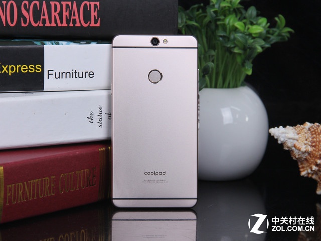 MWC來(lái)了 仍然值得我們購(gòu)買(mǎi)的手機(jī)推薦 