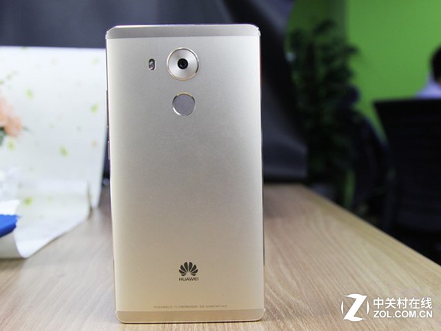 給它們的顏值打打分 金屬材質熱門機推薦