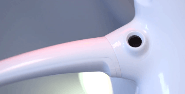 感受逆天黑科技：大疆Phantom 4搶先看