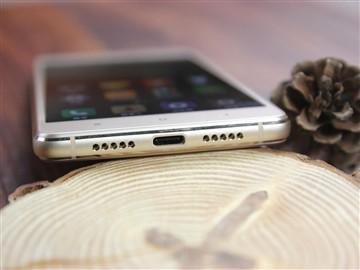 經(jīng)典升級的小米4S評測 顏值握感出色結合 