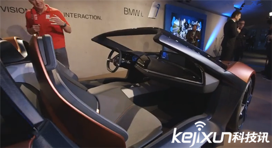 寶馬成立100周年：將打造最酷炫無人駕駛汽車！