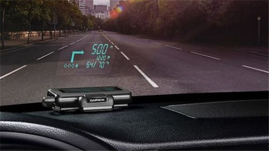 汽車擋風玻璃成精啦:一秒變身顯示屏太拉風了!