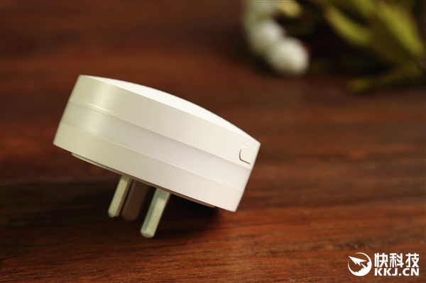 149元!小米第2代智能網(wǎng)關(guān)圖賞:高顏值麻子臉