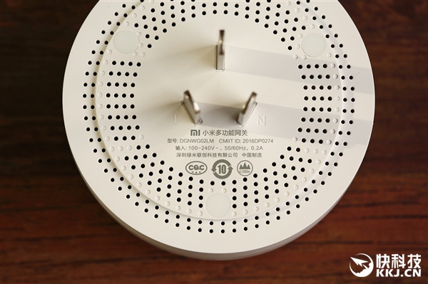 149元!小米第2代智能網(wǎng)關(guān)圖賞:高顏值麻子臉