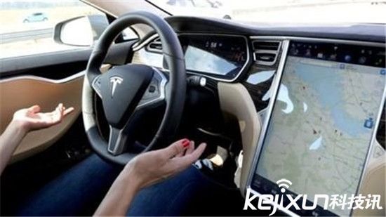 谷歌最新定位導航 將實現全自動駕駛？