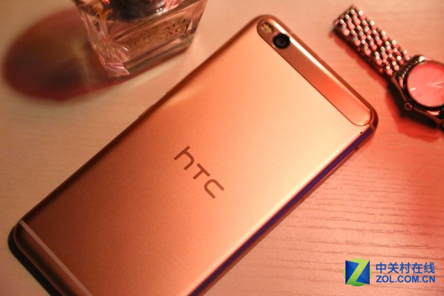 探索高雅的金屬藝術 HTC One X9圖賞