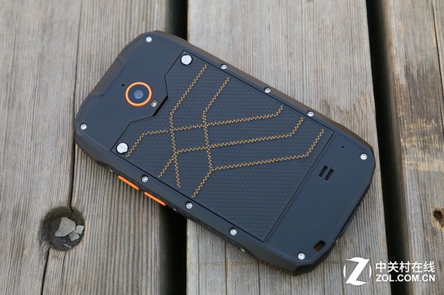 定義都市輕旅行 AGM Rio三防手機(jī)評測（待審核） 