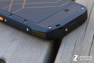 定義都市輕旅行 AGM Rio三防手機(jī)評測（待審核） 