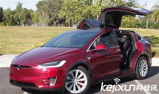 特斯拉Model X緊急召回 安全隱患致人傷亡