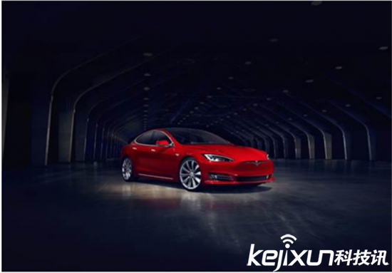 特斯拉 Model S 首次中國亮相 新店建在太古里?