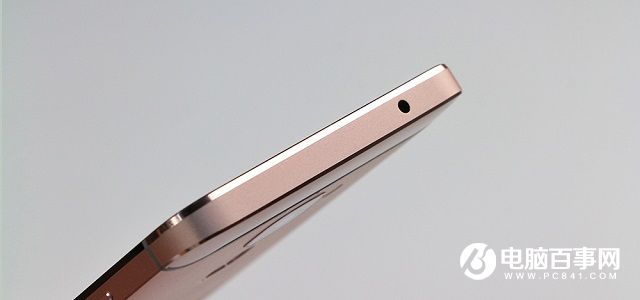 取消耳機接口 樂視手機2外觀評測