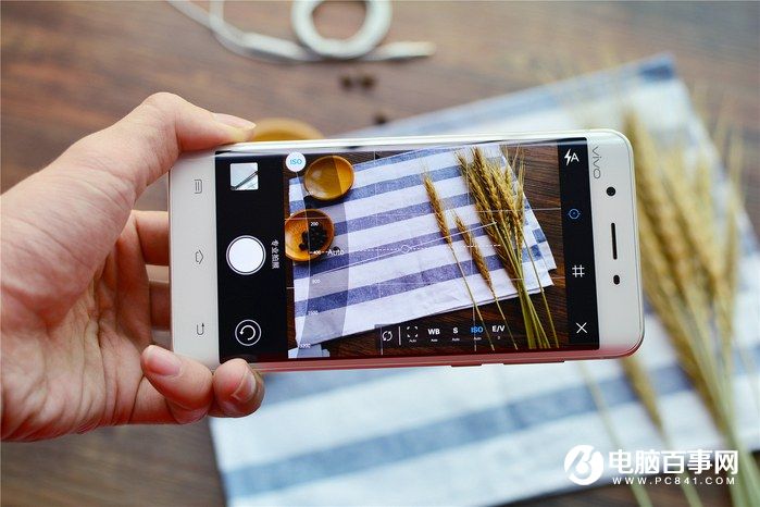 國產(chǎn)手機(jī)新標(biāo)桿 vivo Xplay5全面評測