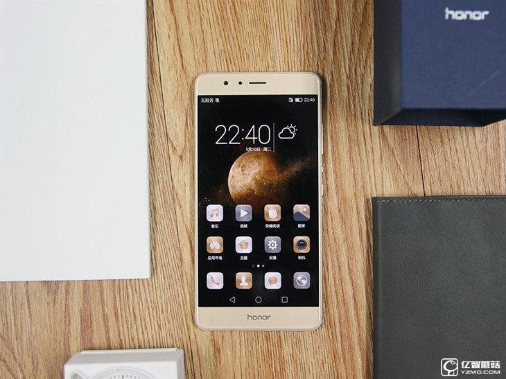 華為榮耀V8評測:極致科技集大成者 內斗華為P9?