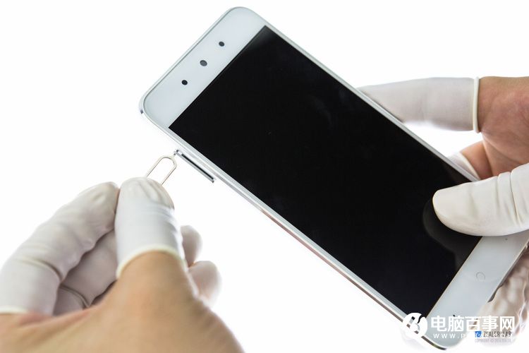 360手機F4做工如何？360手機F4拆機圖解評測