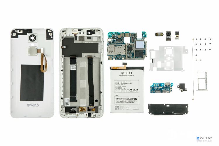 360手機F4做工如何？360手機F4拆機圖解評測