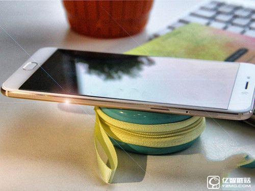 OPPO R9 Plus和OPPO R7哪個好 OPPO R9 Plus和OPPO R7哪個好