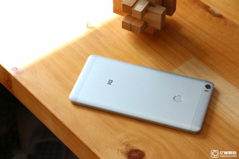 給你1999元買小米5還是小米Max 小米Max評測