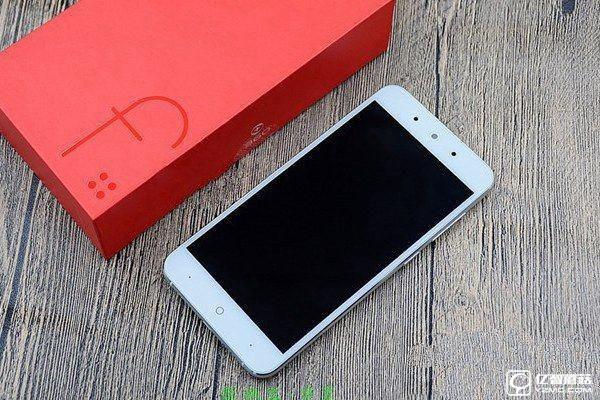 360手機N4和f4對比評測：誰更具性價比？