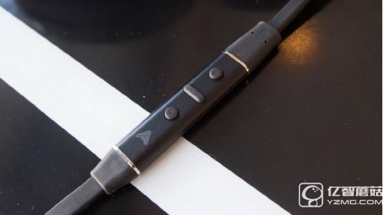 這款頭戴耳機或許是未來iPhone耳機形態