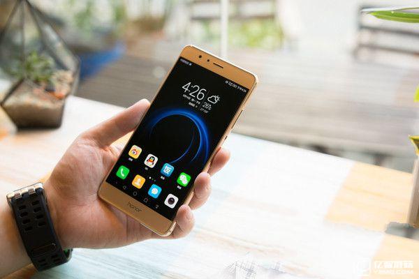 華為榮耀V8評測：麒麟950怎么樣？