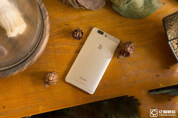 華為榮耀V8評測：麒麟950怎么樣？