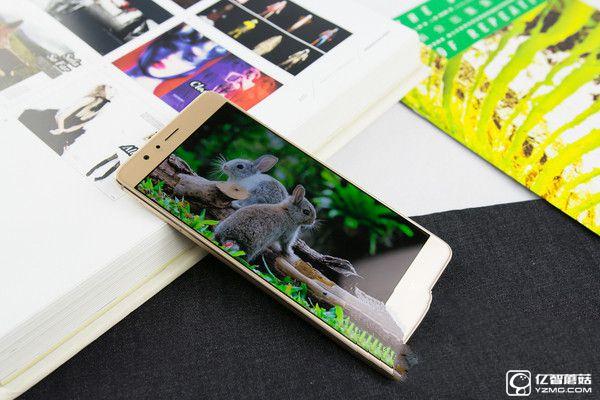 華為榮耀V8評測：麒麟950怎么樣？