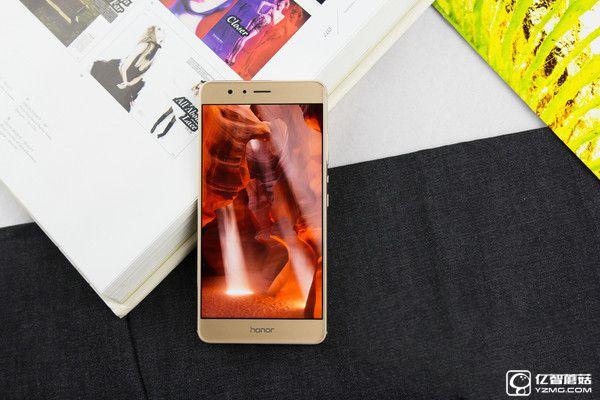 華為榮耀V8評測：麒麟950怎么樣？